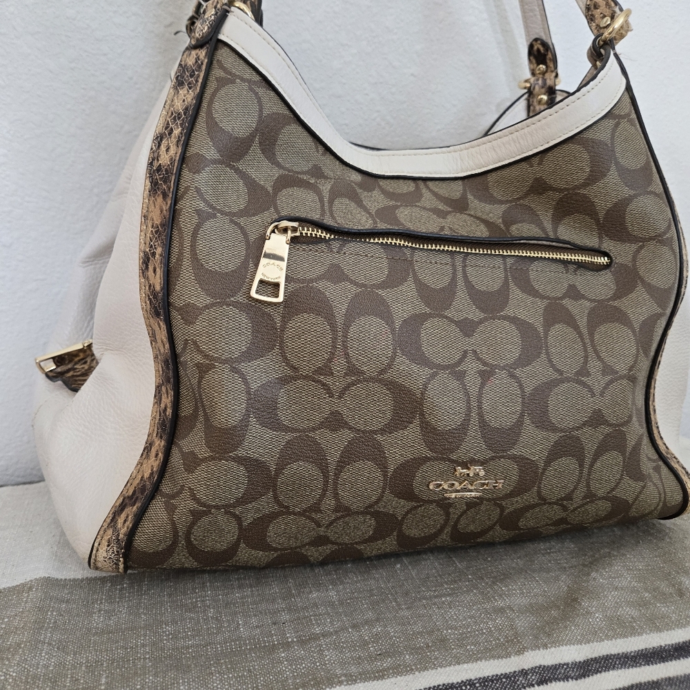 Coach Kristy C7332 Signature C With Snake Trim Shoulder Bag - Picture 3 of 16
